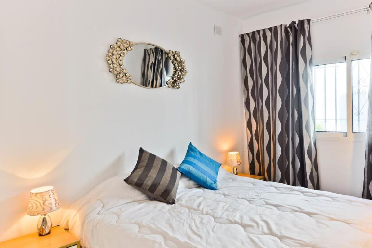 Capistrano Pueblo Apartment Nerja Exterior foto