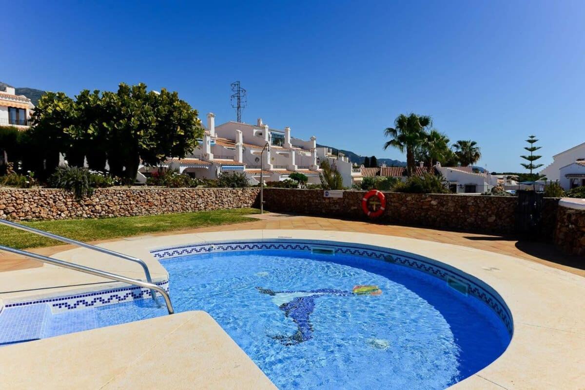 Capistrano Pueblo Apartment Nerja Exterior foto
